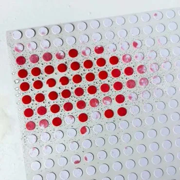 liquid sensitive indicator labels